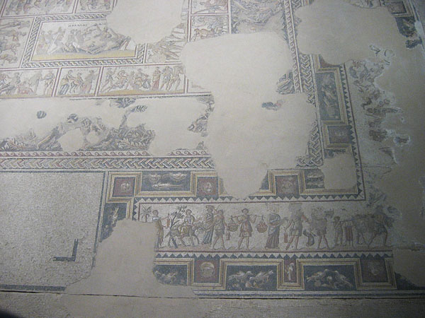 Напольные мозаики раннехристианского периода - Синагога в Сепфорисе
