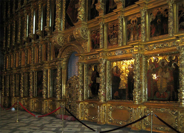 Новые тенденции в иконостасах эпохи барокко Новодевичьего монастыря